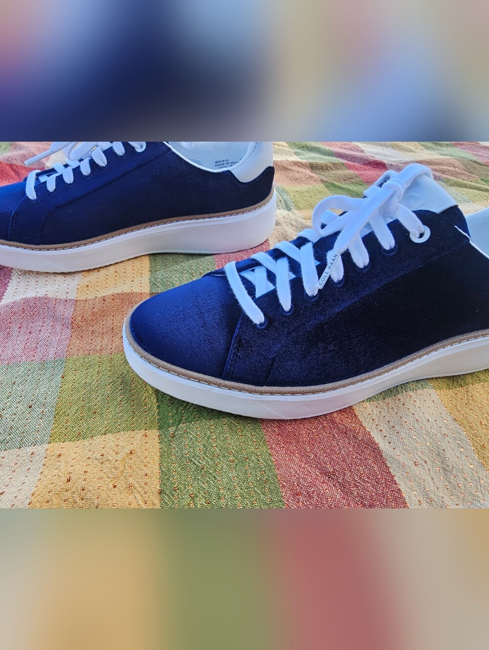 Cole Haan GrandPro Navy Velvet Fashion Sneakers White Sole Women's Size 9B - Picture 5 of 11